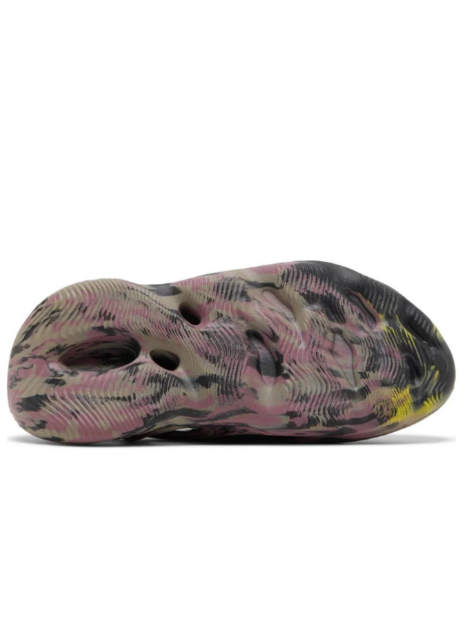 Yeezy Foam RNR MX Carbon