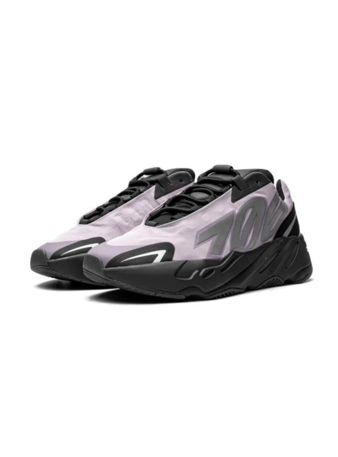 Yeezy Boost 700 MNVN Geode
