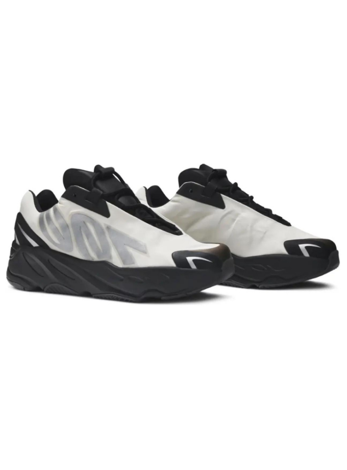 Yeezy Boost 700 MNVN Bone