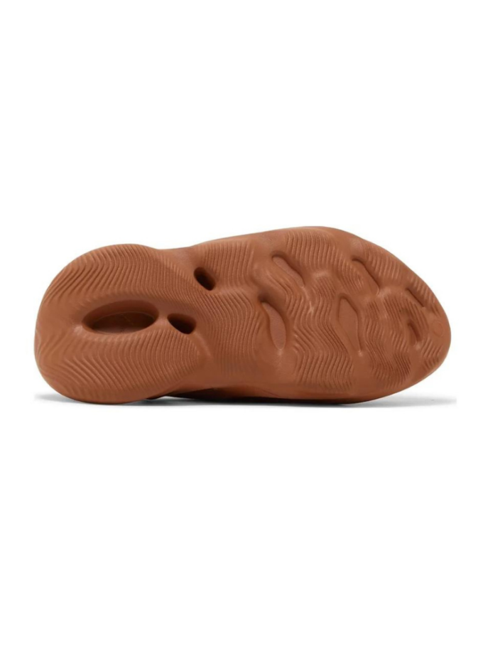 Yeezy Foam Runner Clay Red
