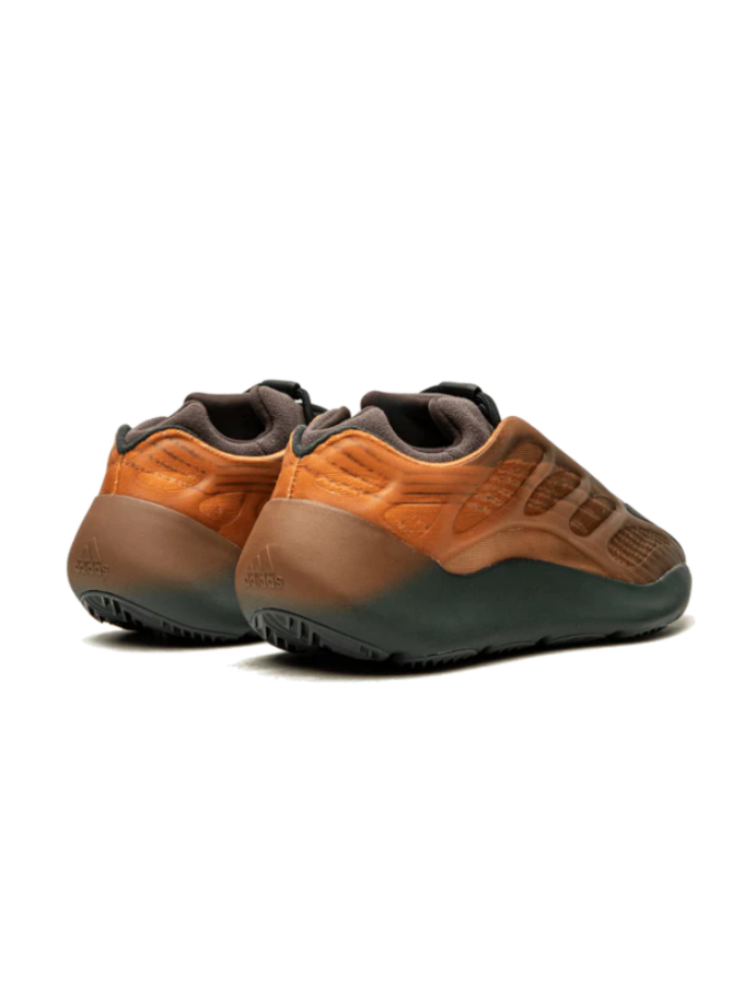 Yeezy Boost 700 V3 Copper Fade