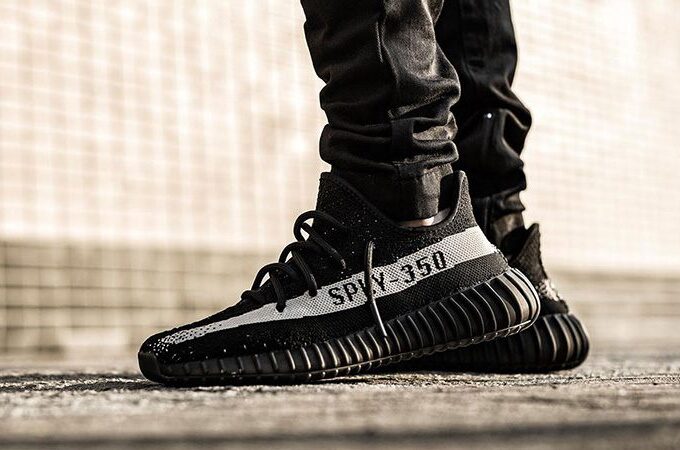Yeezy Boost 350 V2 Core Black Green