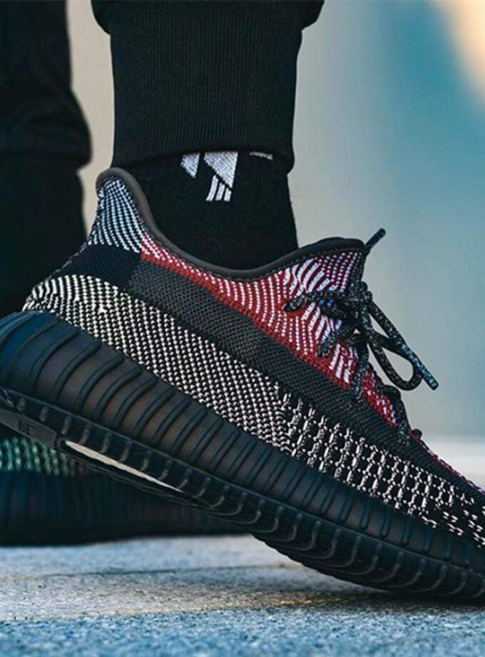 Yeezy Boost 350 V2 Yecheil (Non-Reflective)